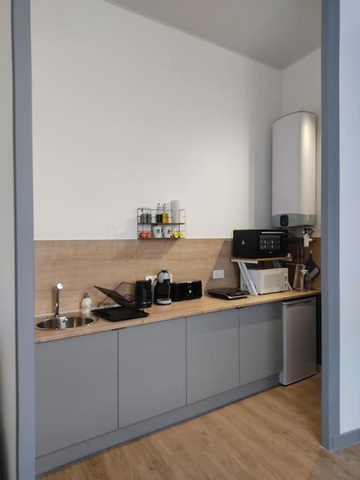 Appartement Avec Parking Prive Saumur Buitenkant foto