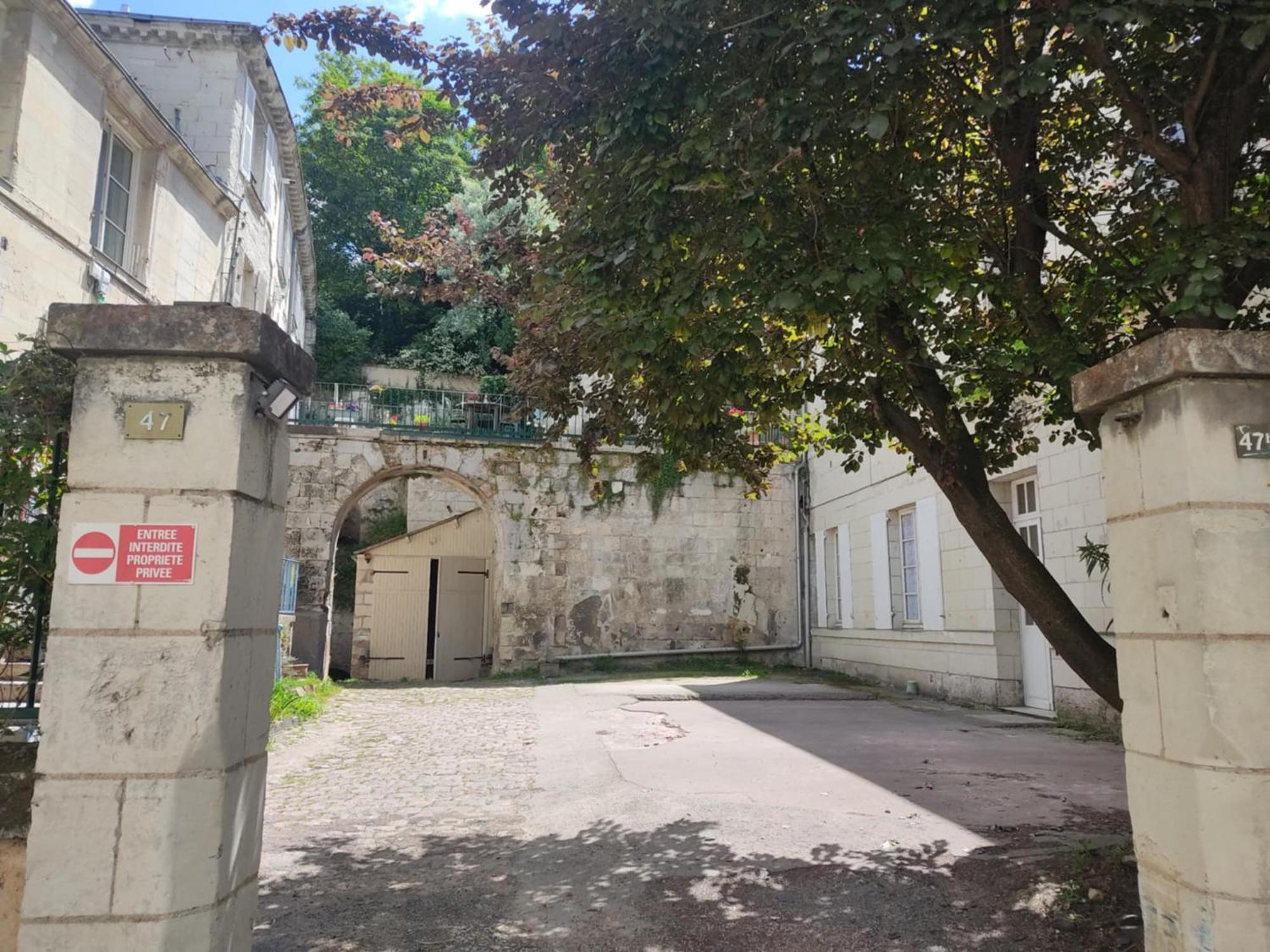 Appartement Avec Parking Prive Saumur Buitenkant foto